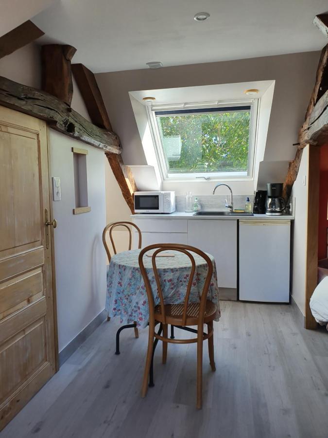 Le Fiege gîte cosy et confort Torchamp Extérieur photo